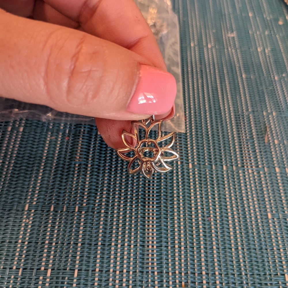Sun/ flower pearl cage